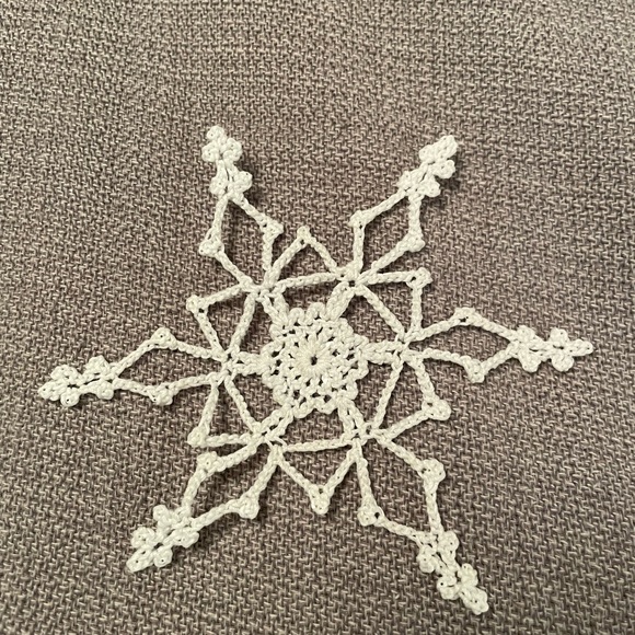 Set of 2 Snowflake Ornaments - Picture 4 of 7